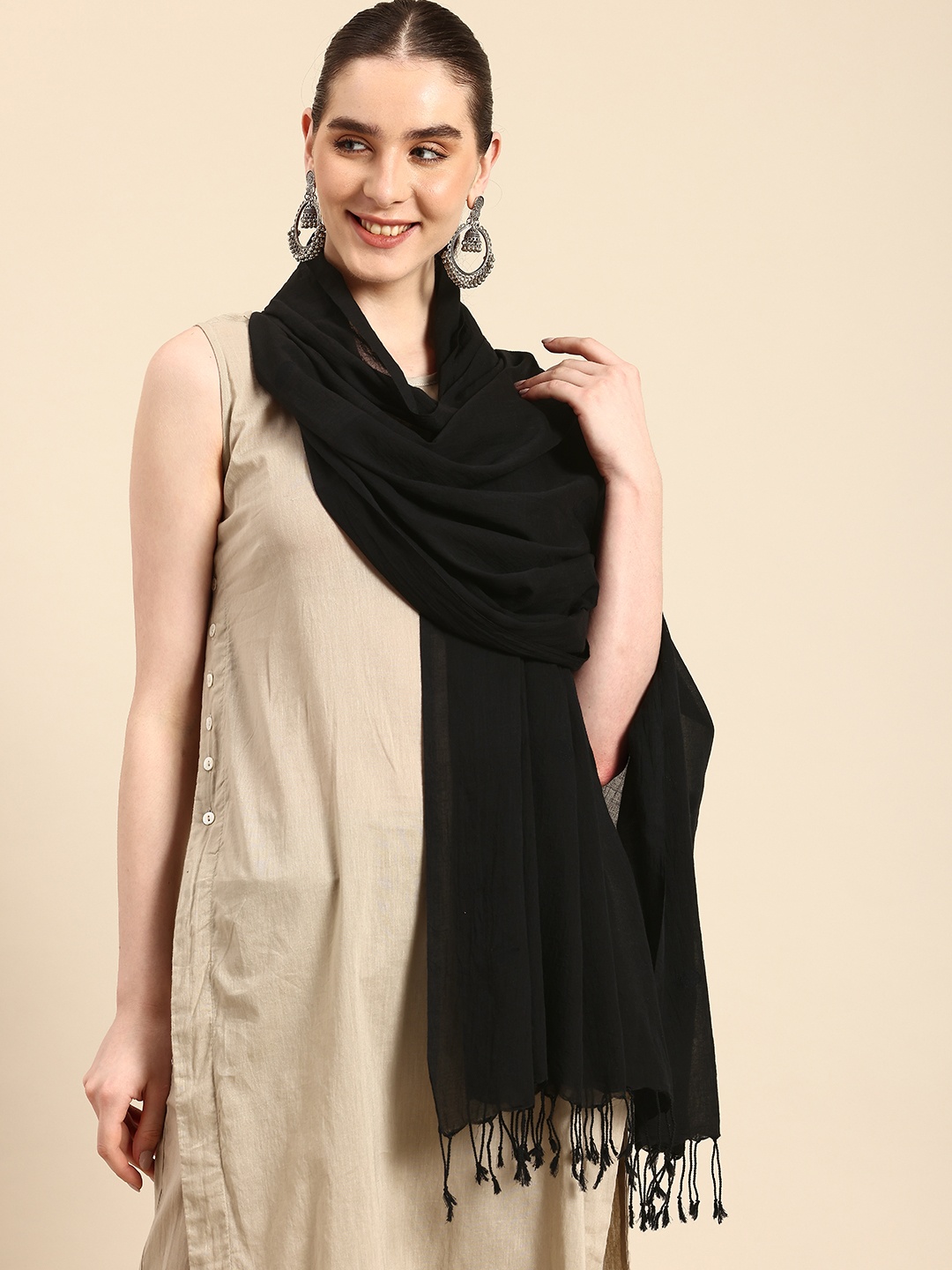 

ASVA Women Solid Scarf, Black