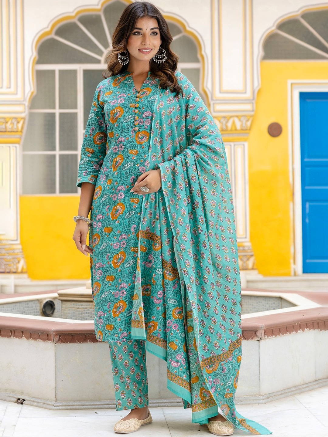 

Kohsh Floral Printed Pure Cotton Straight Kurta With Trousers & Dupatta, Green