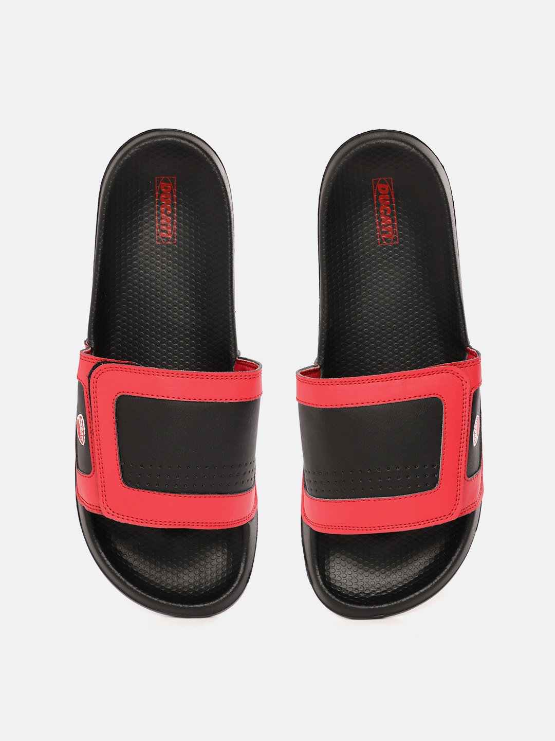 

Ducati Men Colourblocked Sliders, Black