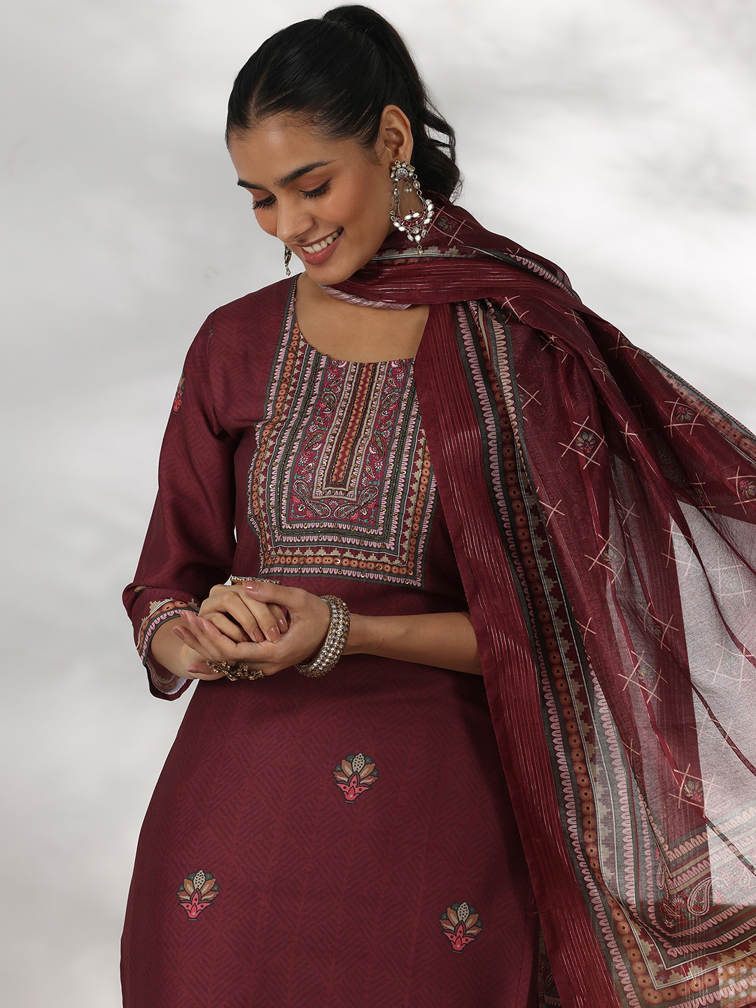 

Libas Ethnic Motifs Printed Beads and Stones Straight Kurta with Trousers & Dupatta, Maroon