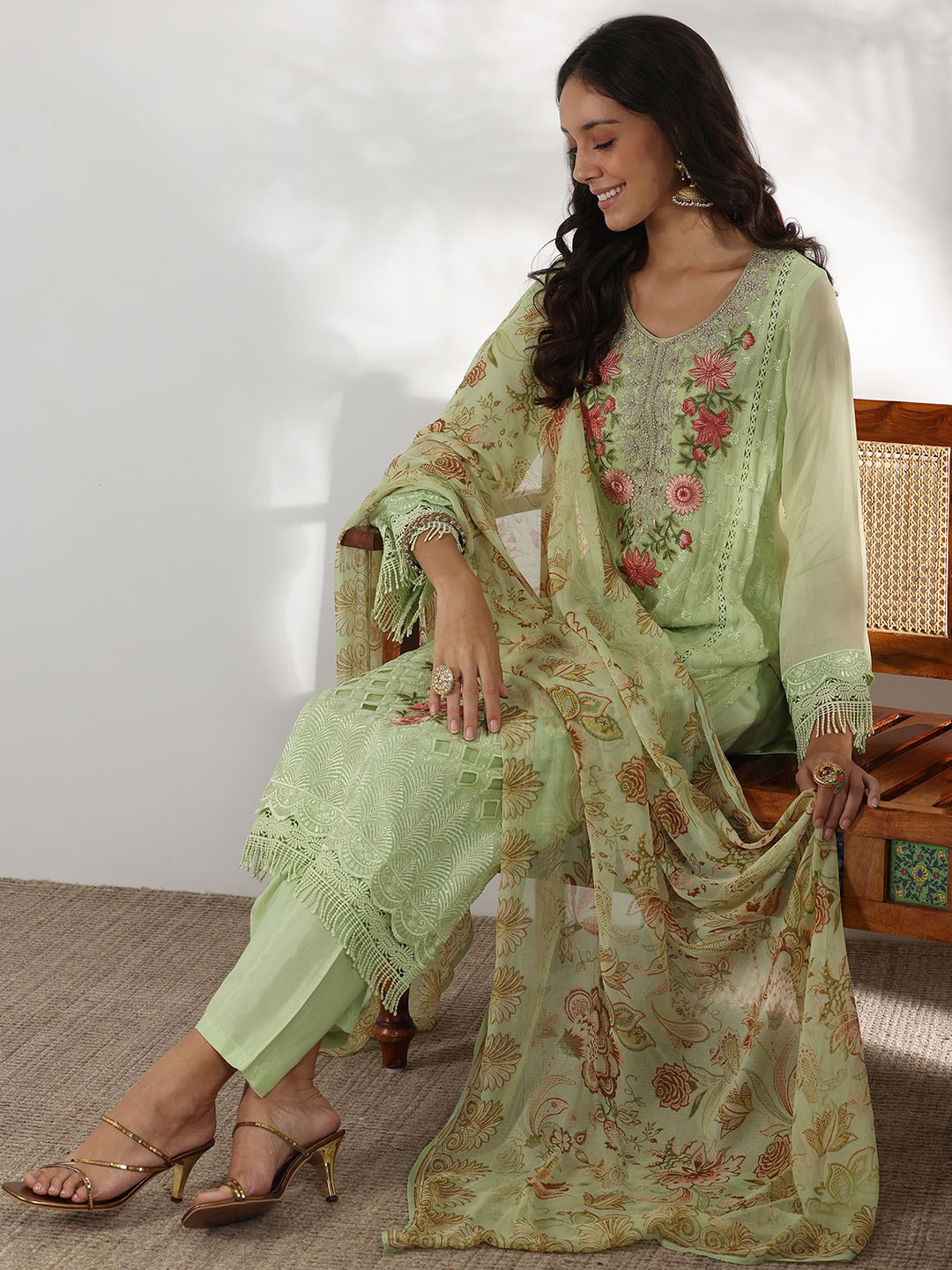 

Libas Floral Embroidered Thread Work Straight Kurta with Trousers & Dupatta, Green