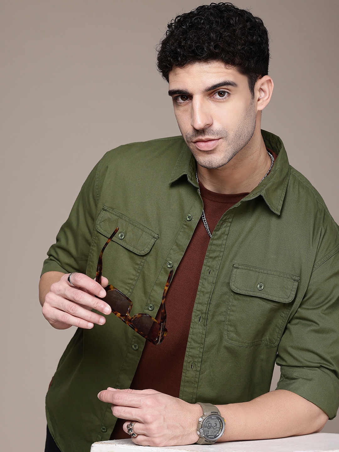 

Roadster Men Relaxed Fit Casual Shirt, Green