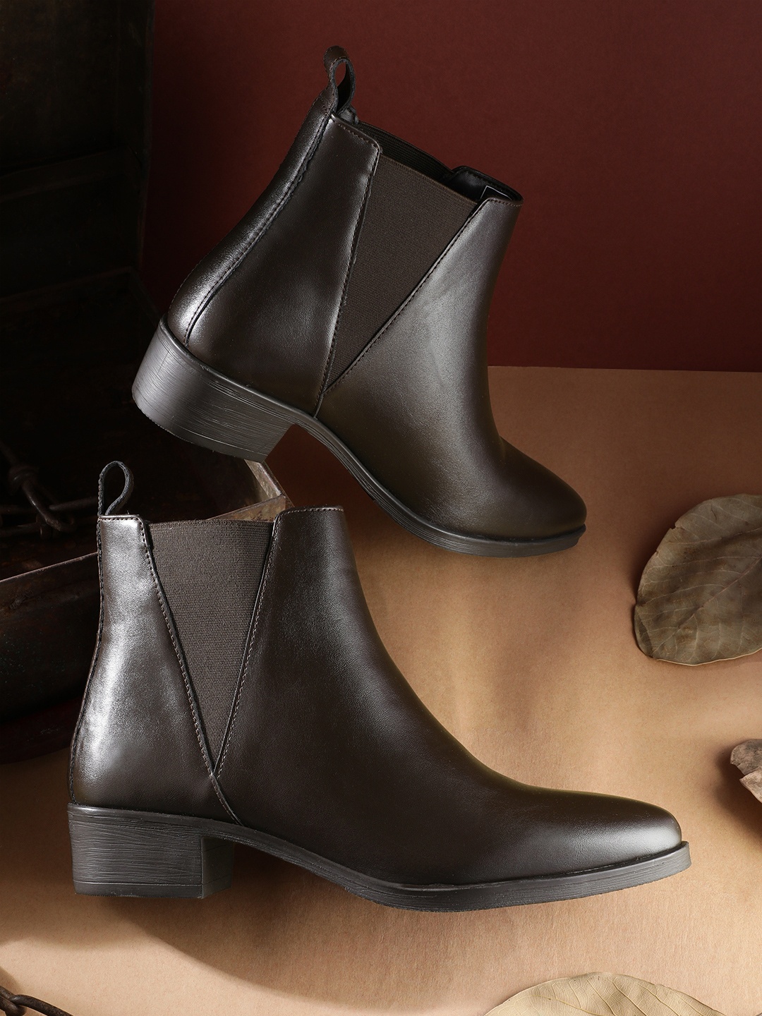 

Roadster Women Chelsea Boots, Coffee brown