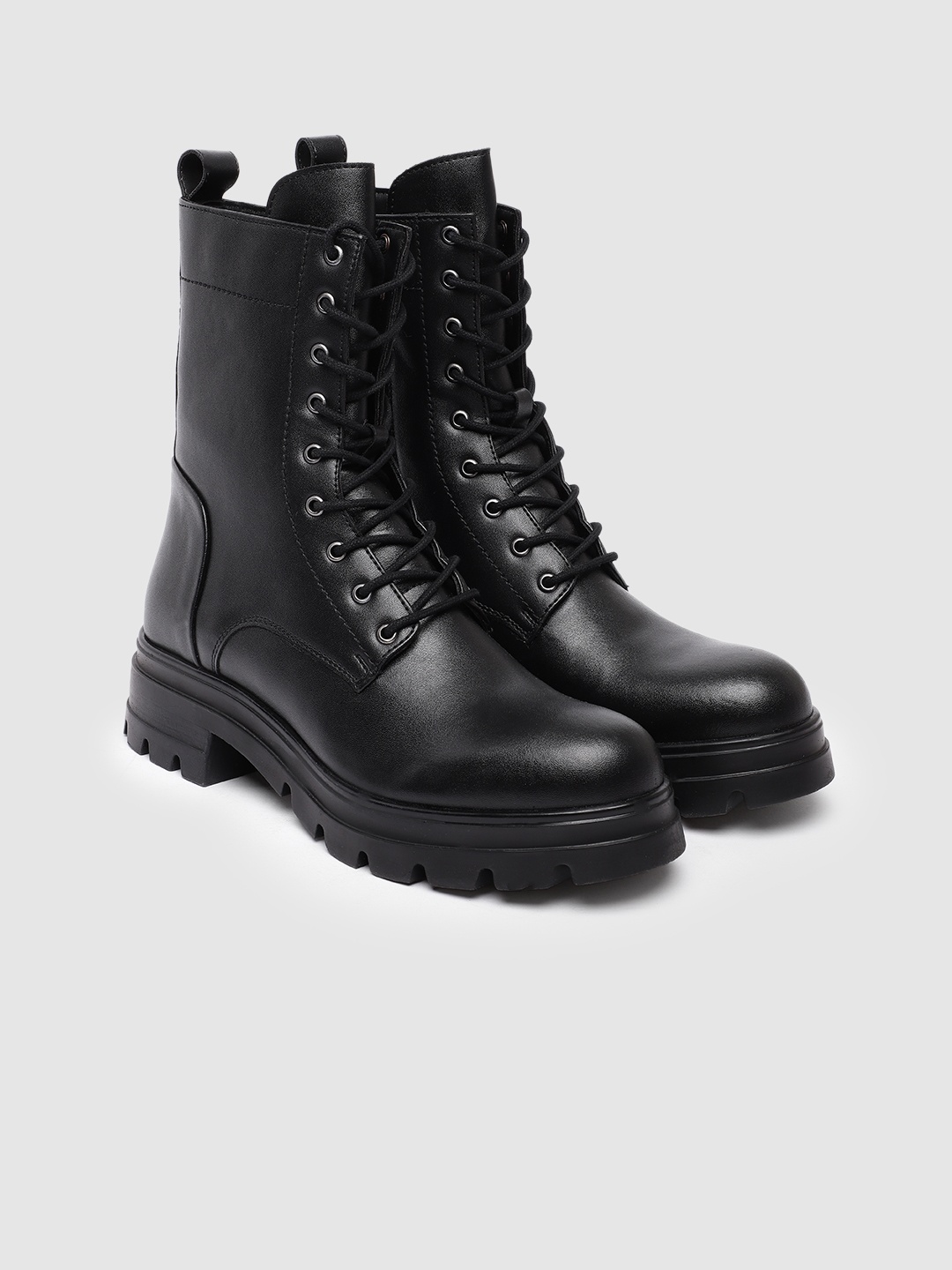 

Roadster Women High-Top Chunky Boots, Black