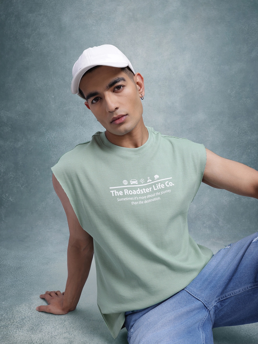 

The Roadster Life Co. Brand Logo Print Relaxed Fit Pure Cotton T-shirt, Green