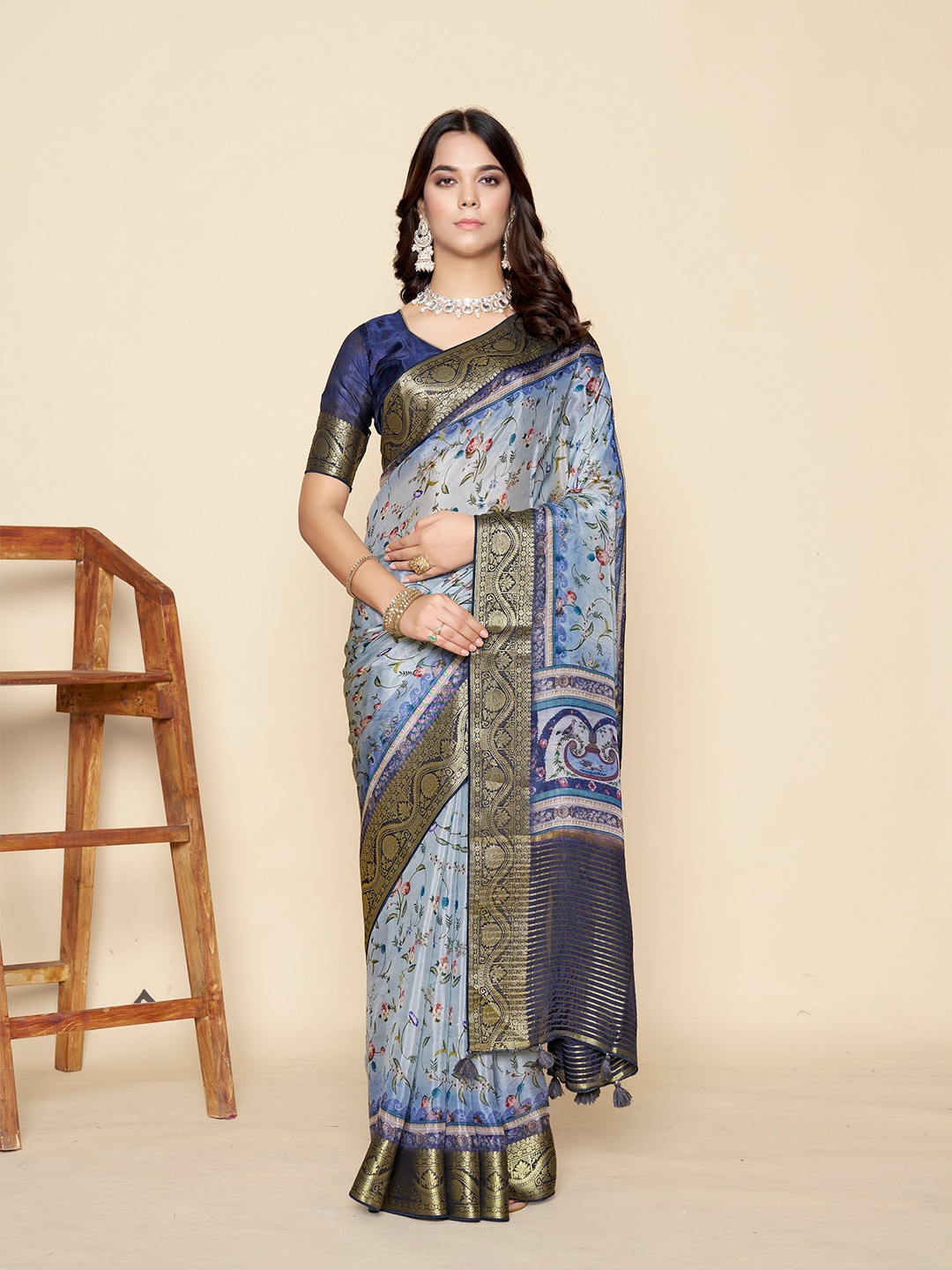 

ETHNIC TODAY Floral Zari Saree, Blue