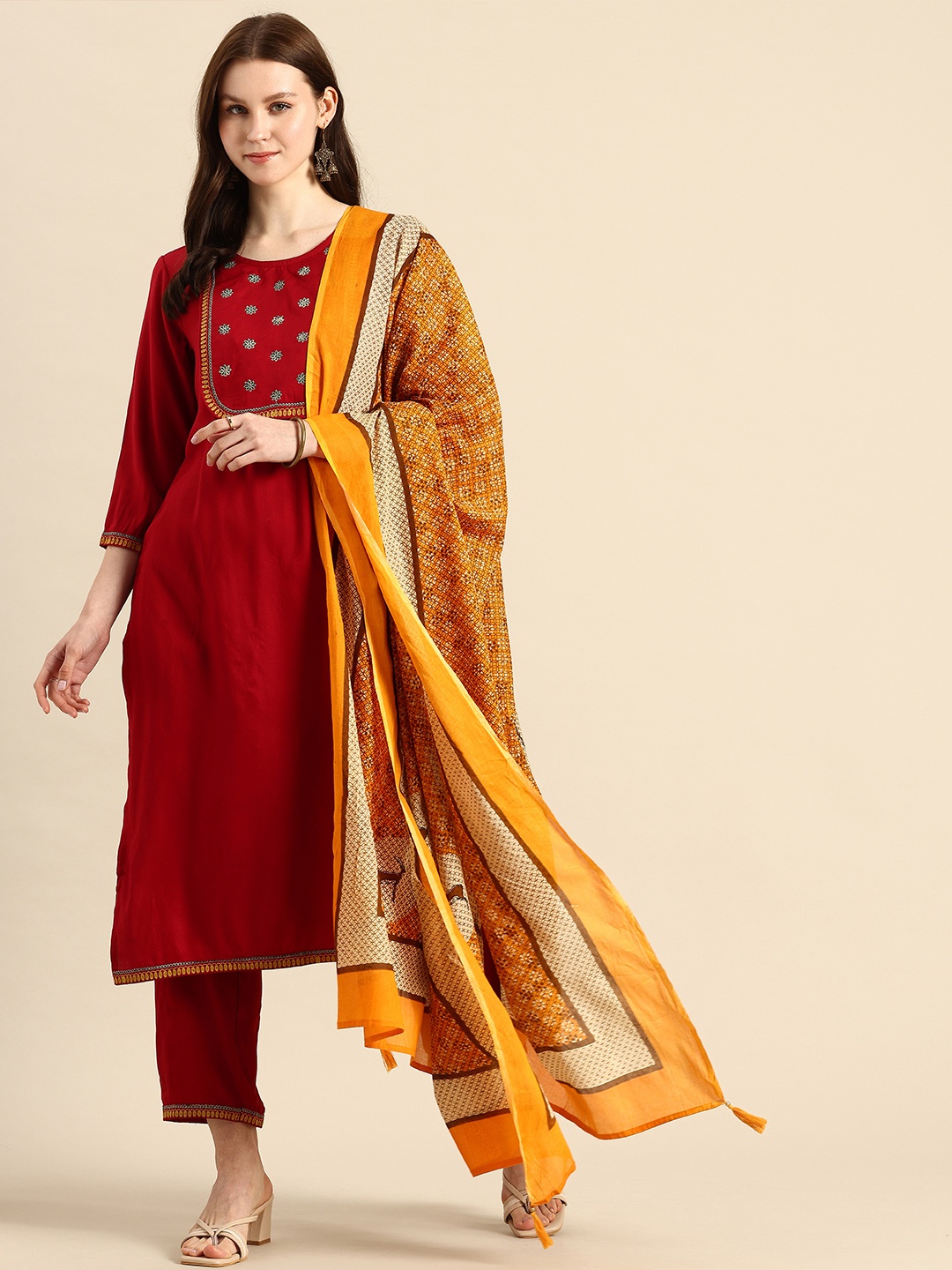 

A&K Women Floral Embroidered Regular Kurta with Trousers & With Dupatta, Maroon