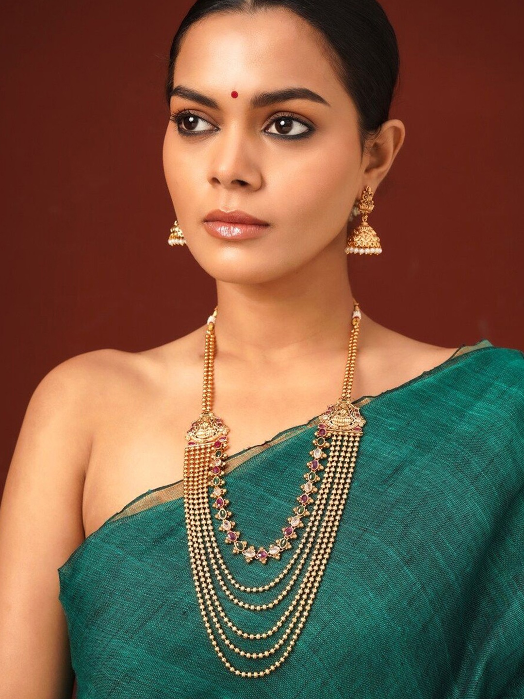 

JAYPORE Stones Studded & Beaded Layered Jewellery Set, Gold