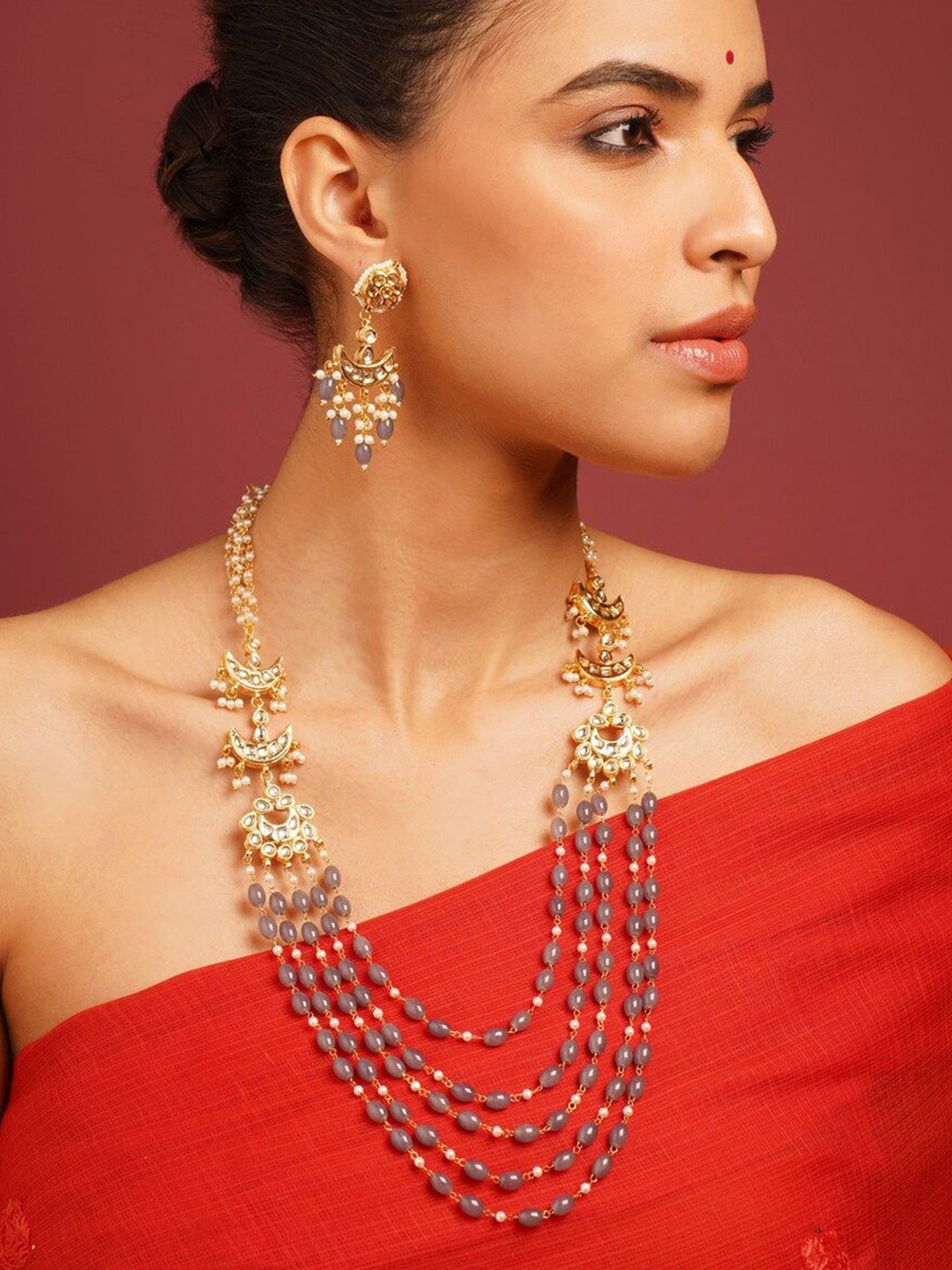 

JAYPORE Gold-Plated Stone Studded & Beaded Jewellery Set