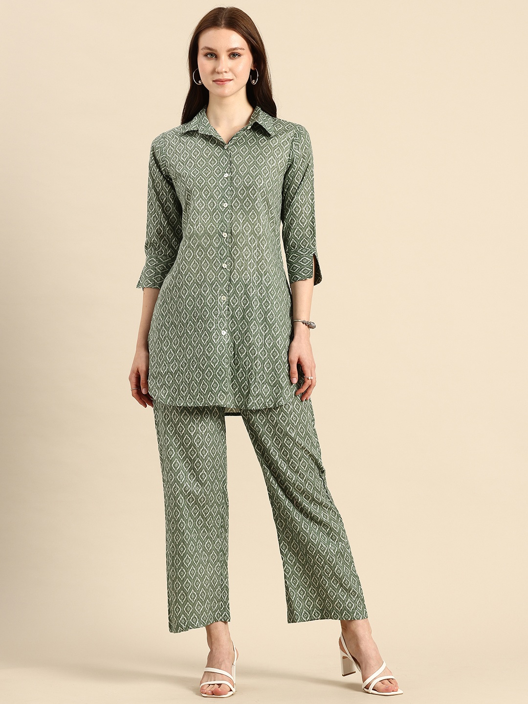 

A&K Floral Printed Pure Cotton Shirt With Trouser Co -Ords, Green