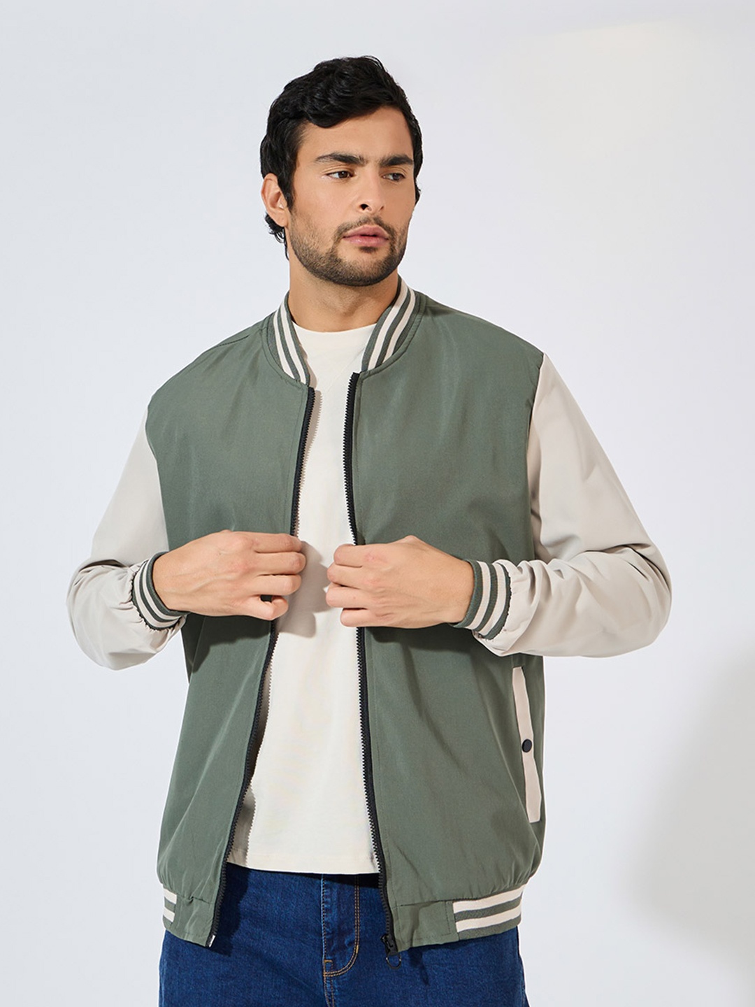 

Styli Men Stand Collar Colourblocked Casual Open Front Jacket, Green