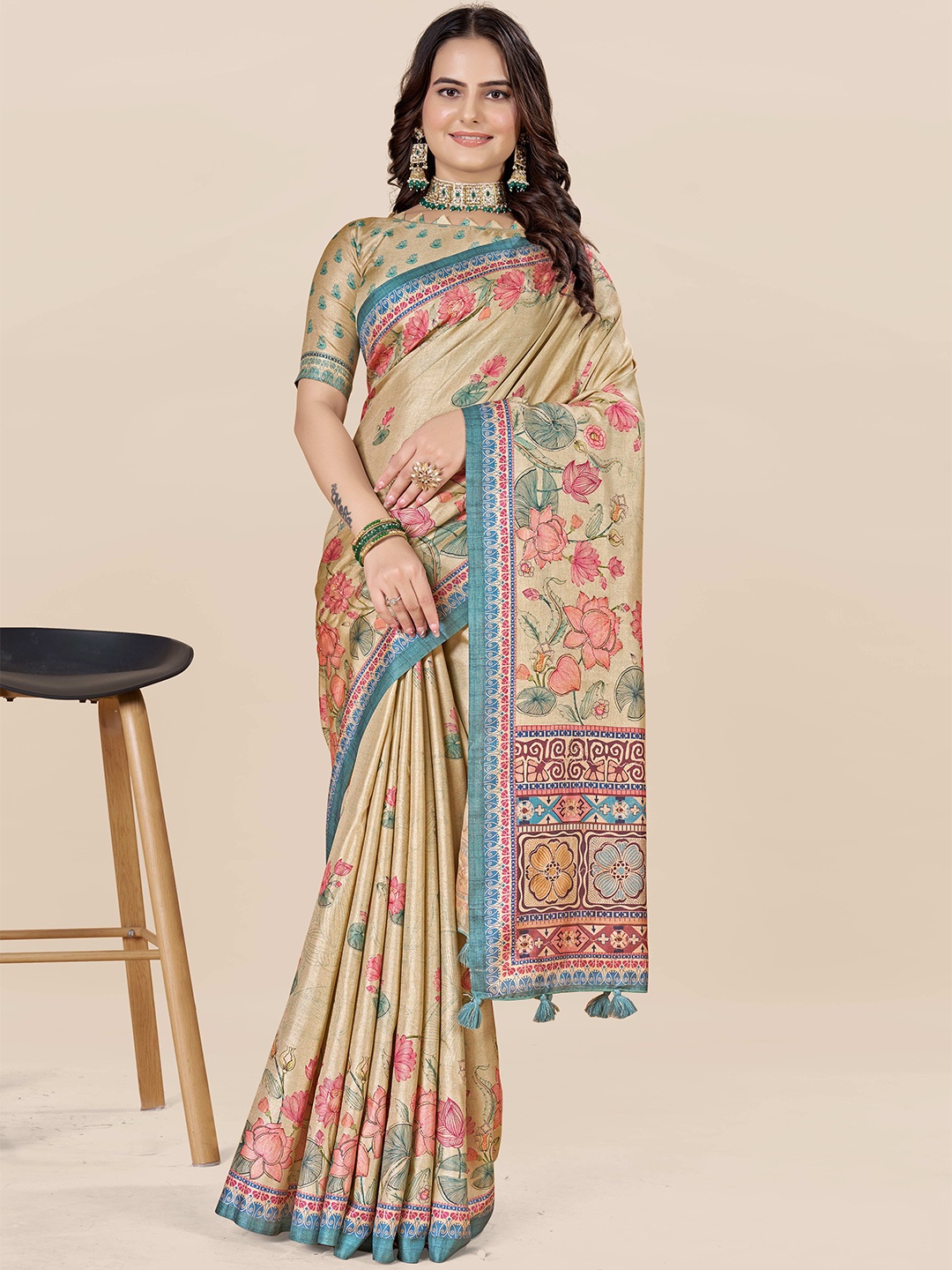 

ETHNIC TODAY Floral Zari Art Silk Saree, Gold