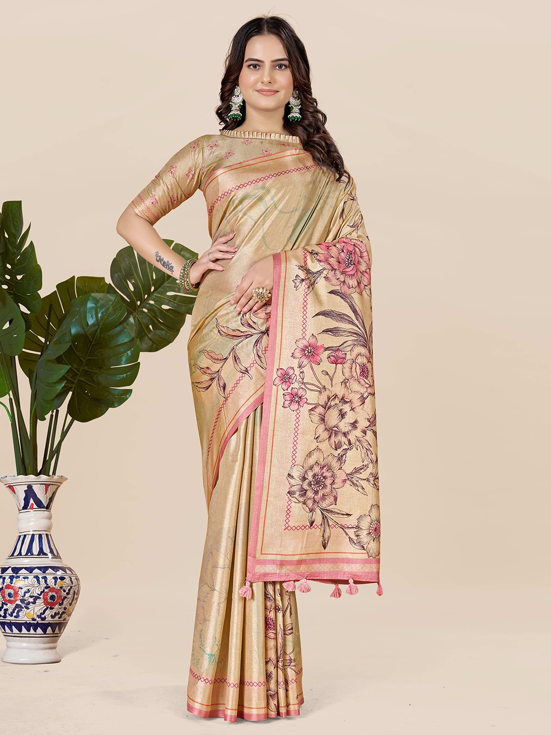 

ETHNIC TODAY Floral Art Silk Saree, Gold