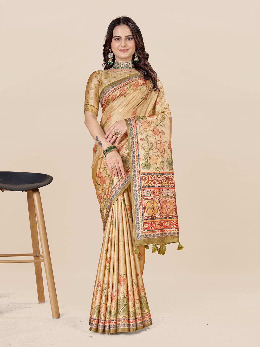 

ETHNIC TODAY Floral Zari Art Silk Saree, Green