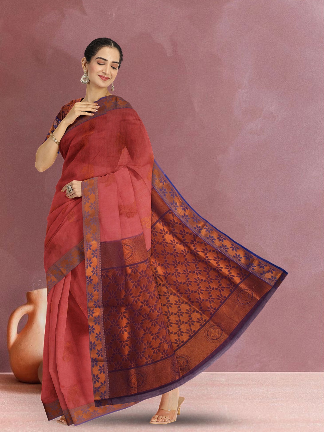 

Avishya Woven Design Zari Pure Cotton Saree, Peach