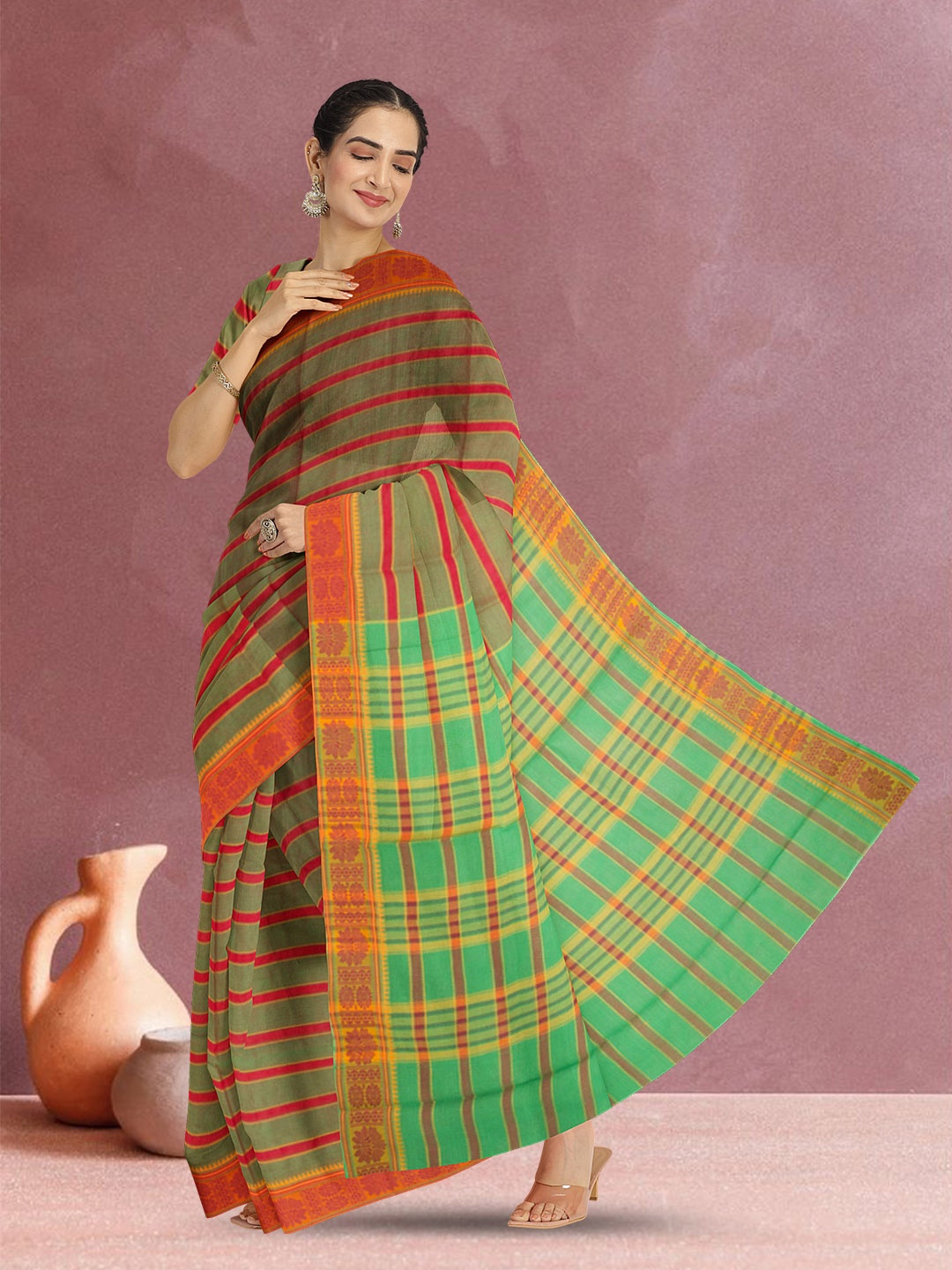 

Avishya Woven Design Pure Cotton Saree, Brown