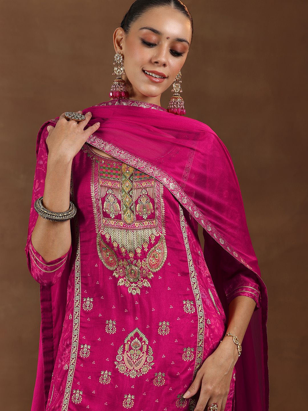

Libas Paisley Woven Design Kurta With Trousers & Dupatta, Pink