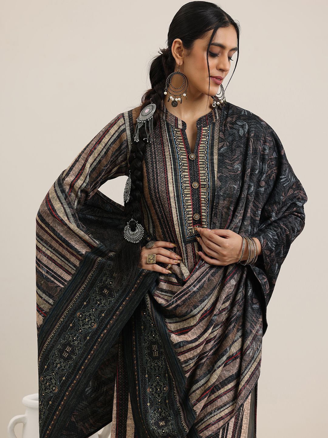 

Libas Grey Striped Mandarin Collar Straight Kurta with Palazzo & Dupatta