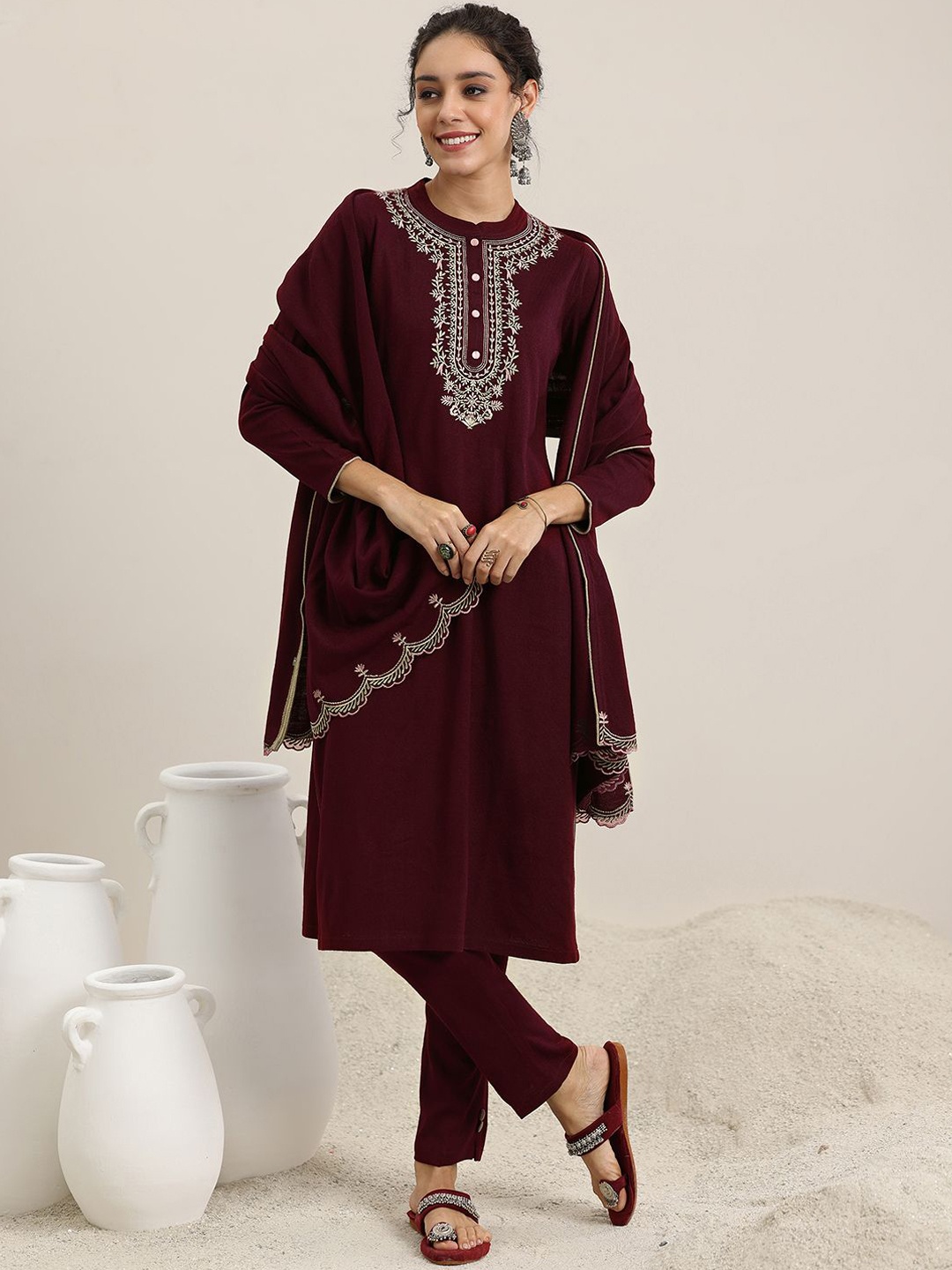 

Libas Floral Yoke Design straight Kurta With Trousers & Dupatta, Maroon