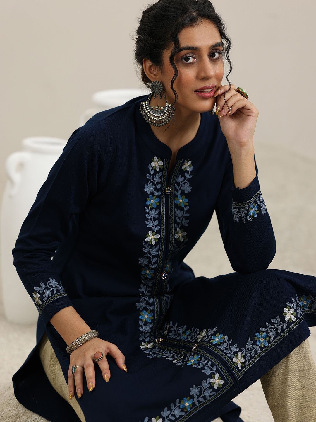 

Libas Floral Embroidered Mandarin Collar Thread Work Woollen Straight Kurta, Blue