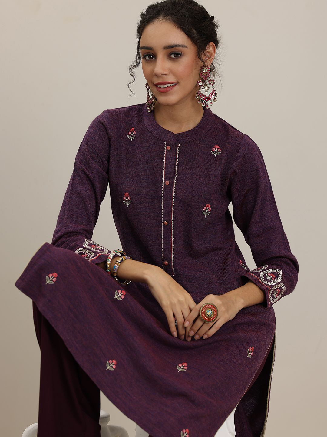 

Libas Floral Embroidered Straight Woollen Kurta, Burgundy