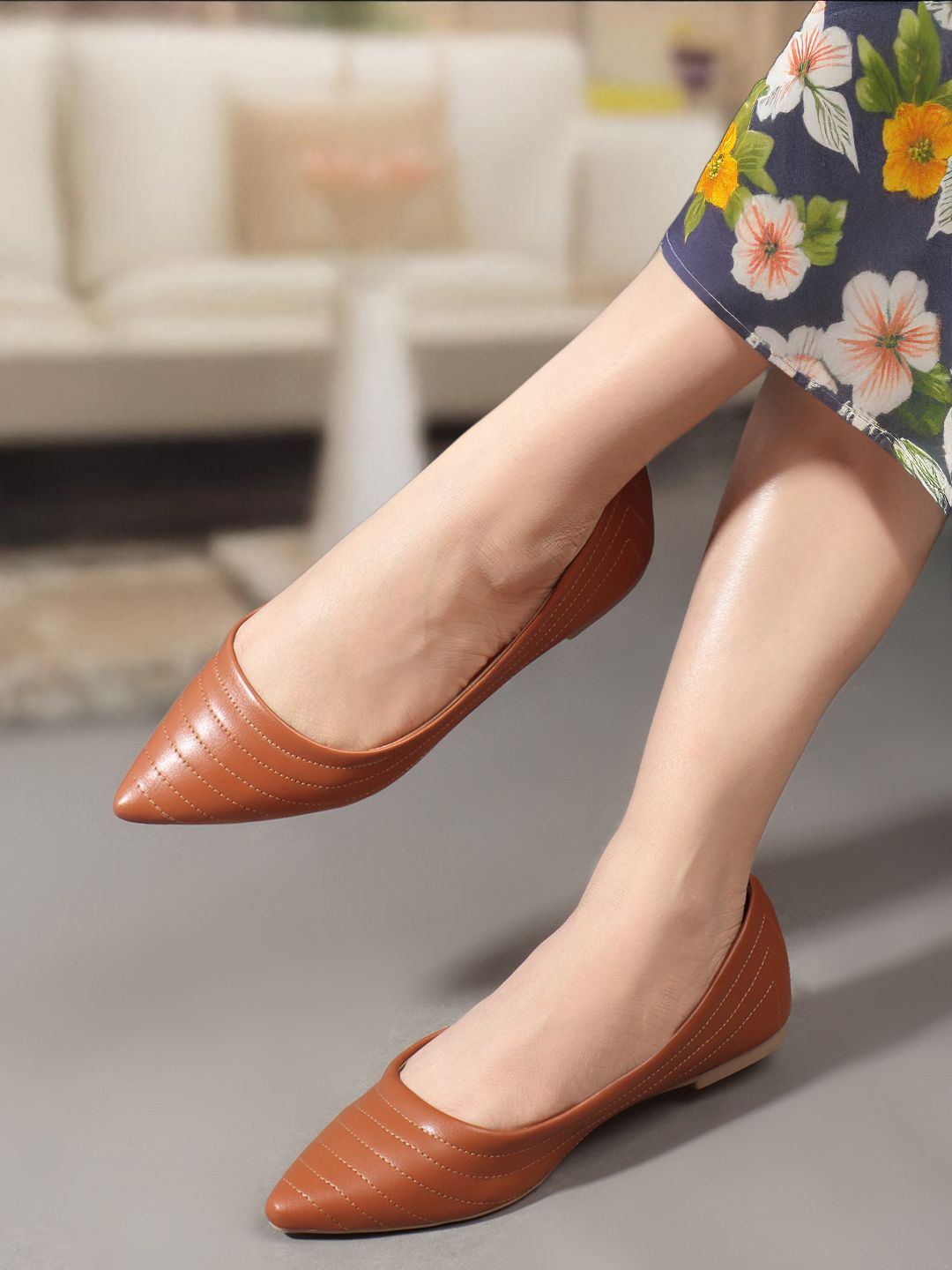 

Carlton London Women Striped Ballerinas Flats, Tan