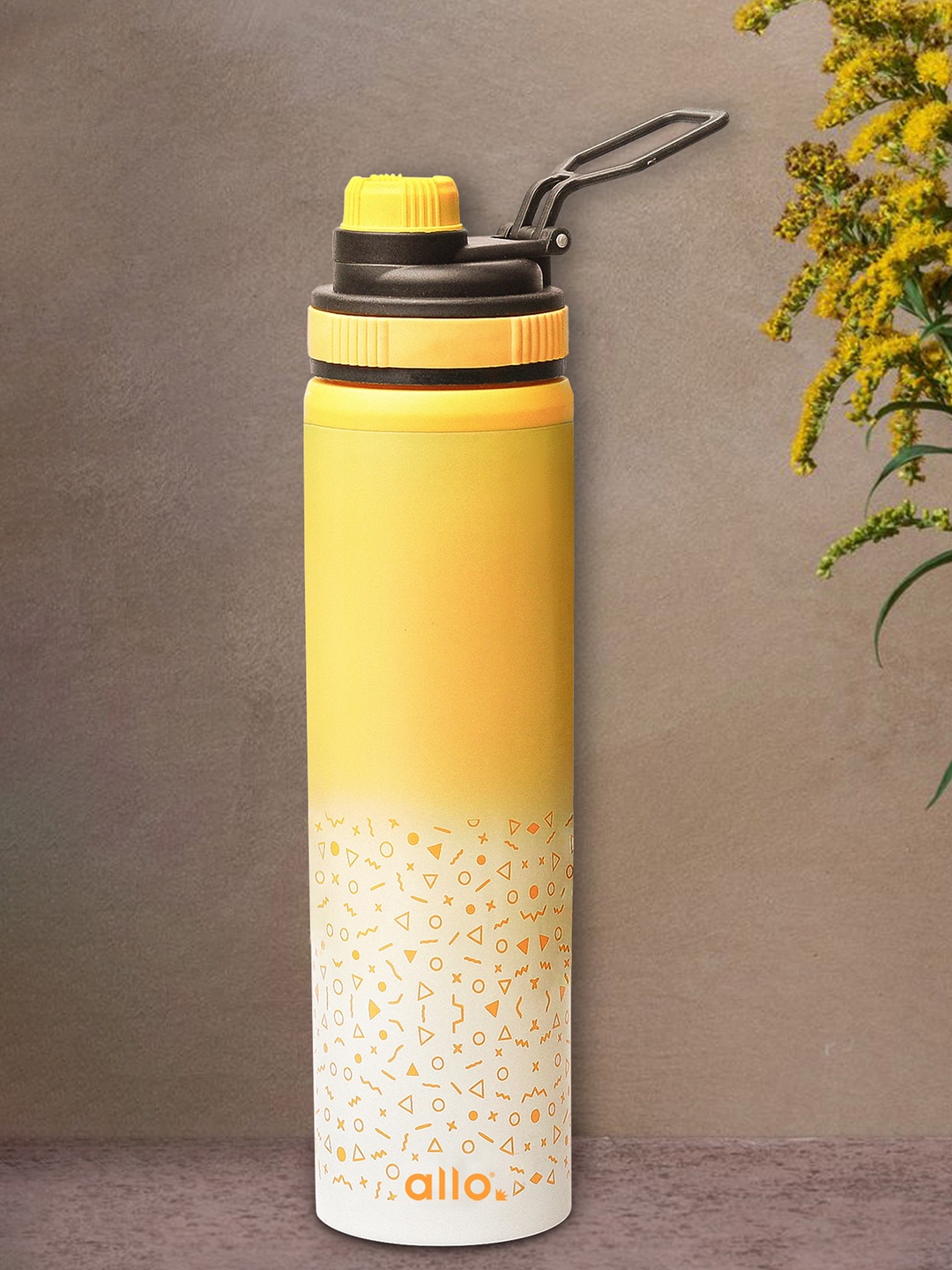 

Allo Yellow & White Single Stainless Steel Printed Water Bottle 800 ml