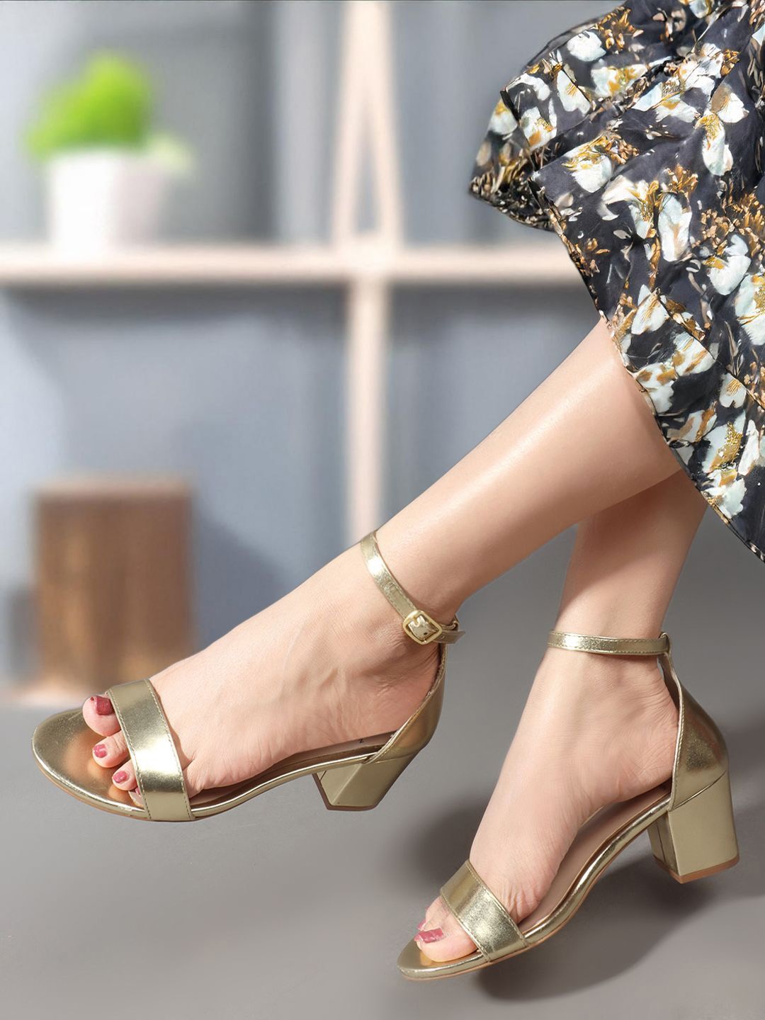 

Carlton London Party Block Sandals with Buckles, Gold