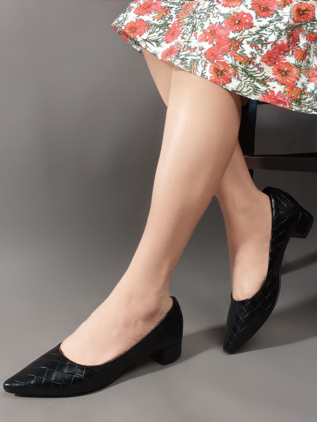

Carlton London Textured Block Pumps, Black