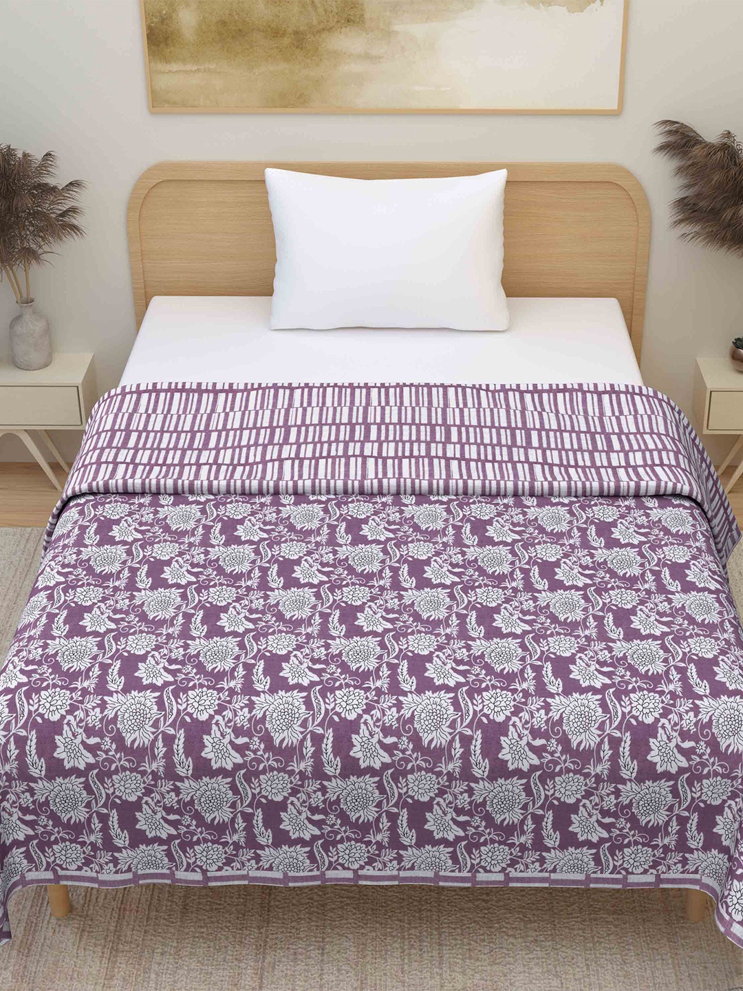 

Plarsh Comfort Lavender Floral Premium Soft 300 GSM Pure Cotton Reversible Single Bed