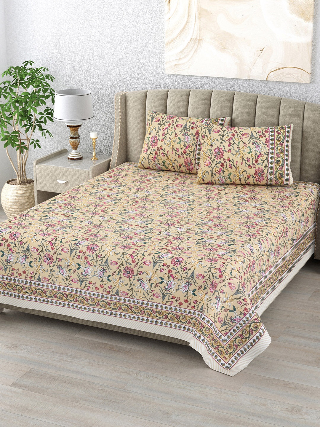 

DE CAMA Nude-Coloured & Pink Pure Cotton 210 TC King Bedsheet Set 2.28 x 2.74 Mts