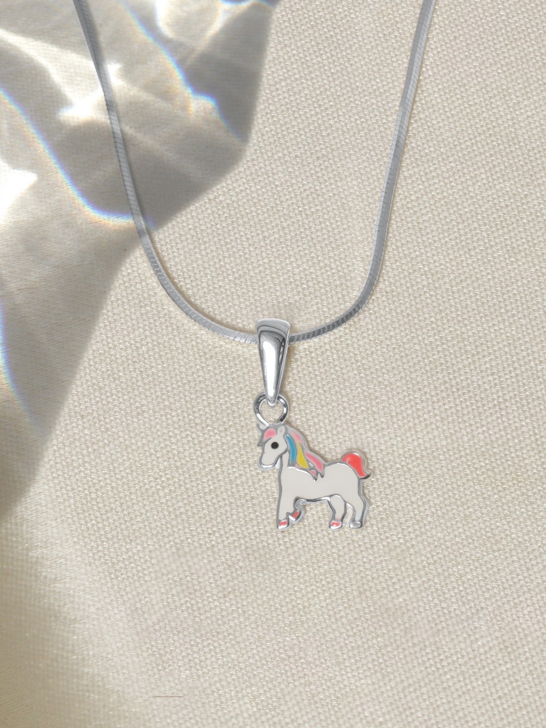

HighSpark Girls 925 Sterling Silver-Plated Hair Unicorn-Shaped Pendant With Chain