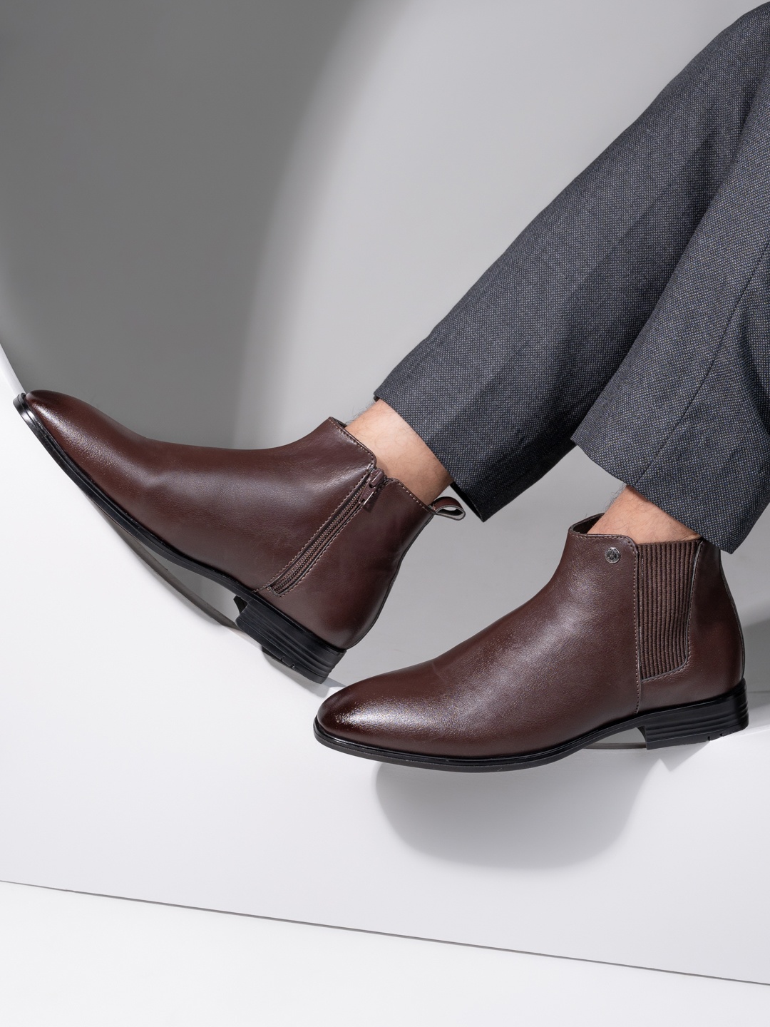 

Alberto Torresi Men Block Heeled Chelsea Boots, Brown
