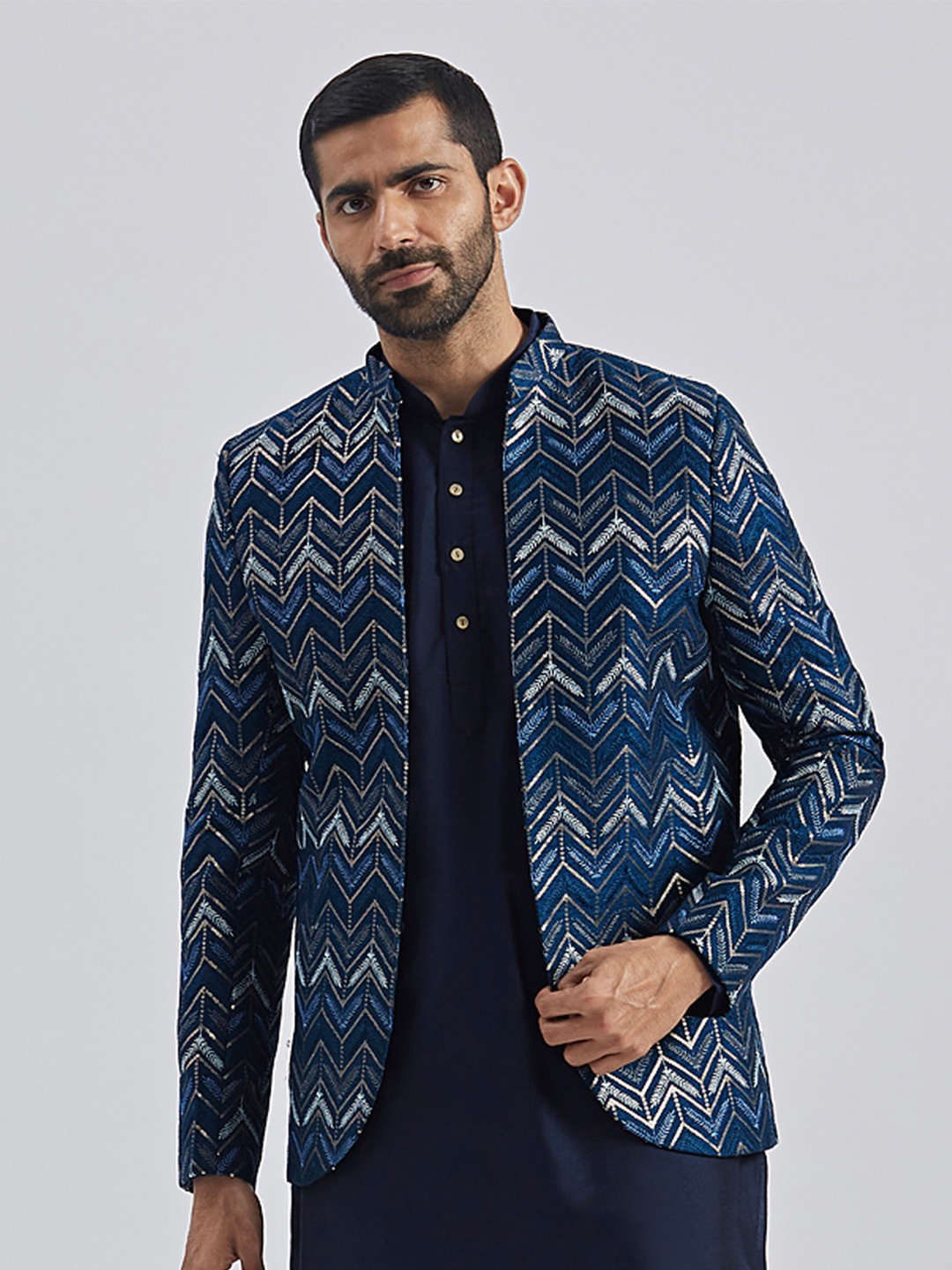 

VASTRAMAY Embroidered Mandarin Collar Single Breasted Jodhpuri, Blue