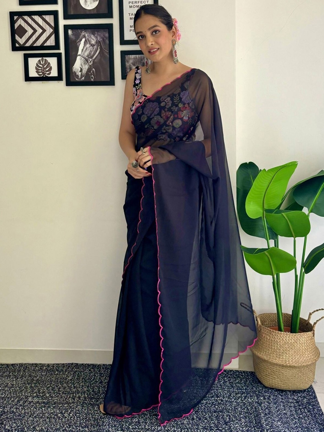 

ODETTE Solid Saree With Blouse Piece, Navy blue