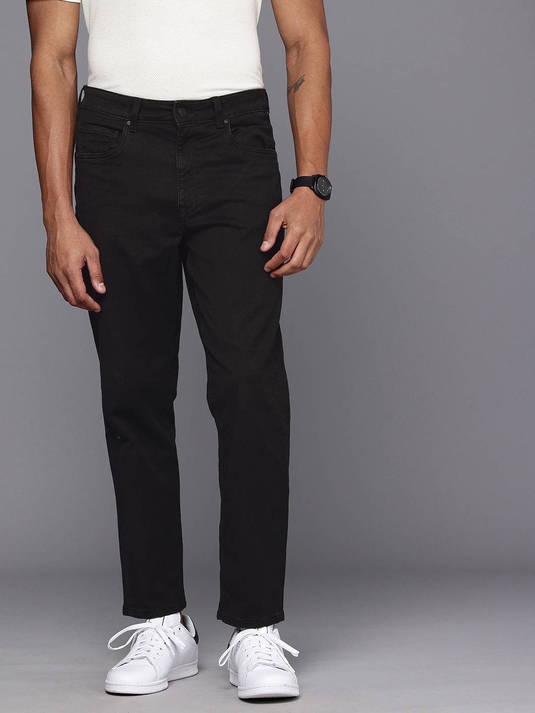 

Louis Philippe Jeans Men Loose Fit Jeans, Black