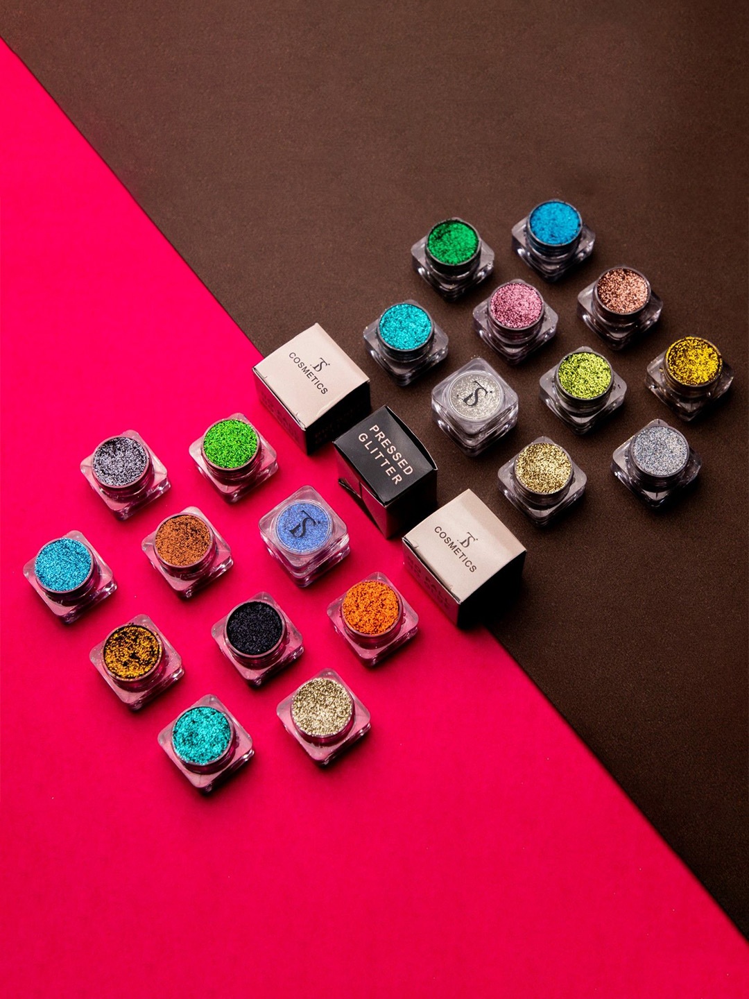 

TS COSMETICS Pressed Glitter Eyeshadow - Peacock, Green