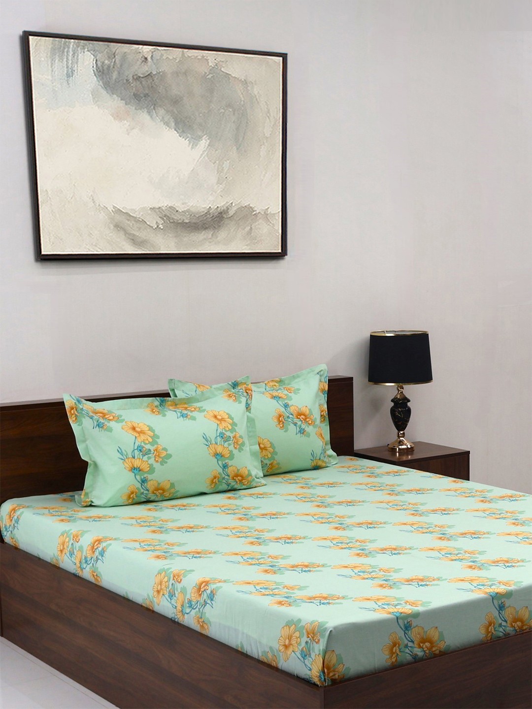 

BOMBAY DYEING Beige & Green Floral Cotton 140 TC Queen Bedsheet Set-2.28 m X 2.54 m