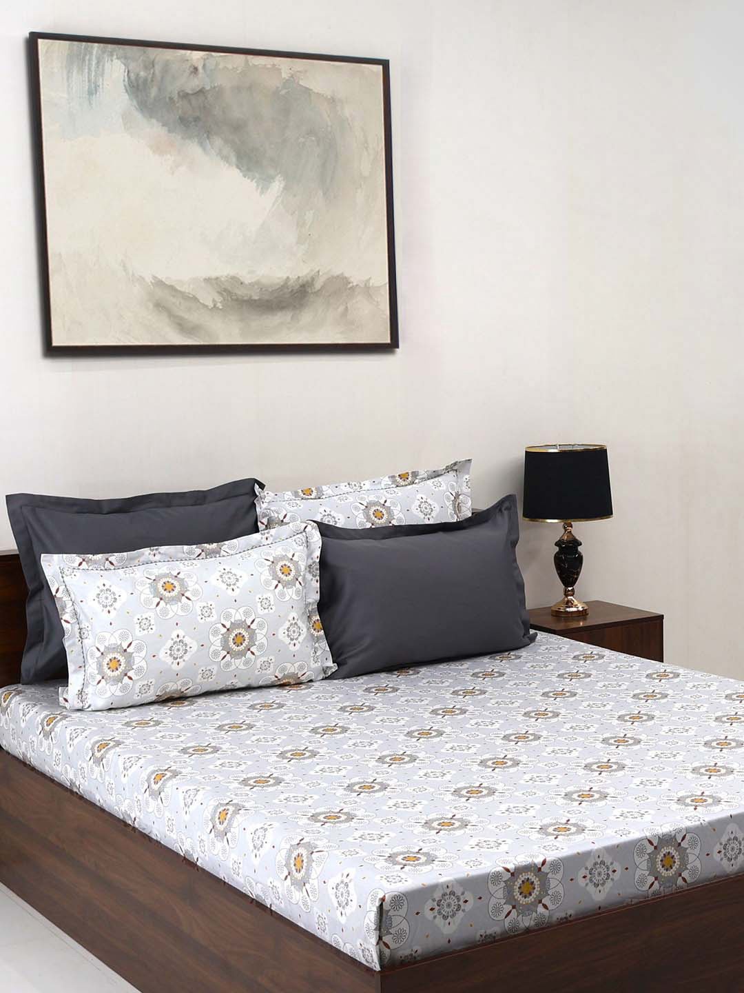 

BOMBAY DYEING Rigel Living Grey Floral Cotton 400 TC King Bedsheet Set 2.74 x 2.74 m