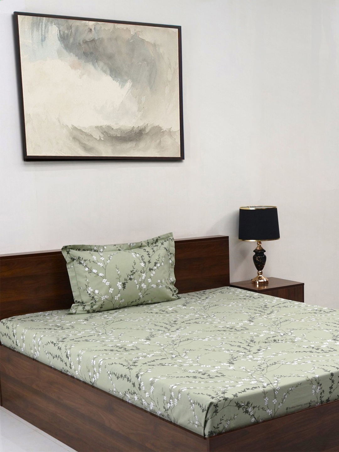 

BOMBAY DYEING Sea Green & White Floral Cotton 140 TC Single Bedsheet Set-1.50 m X 2.28 m