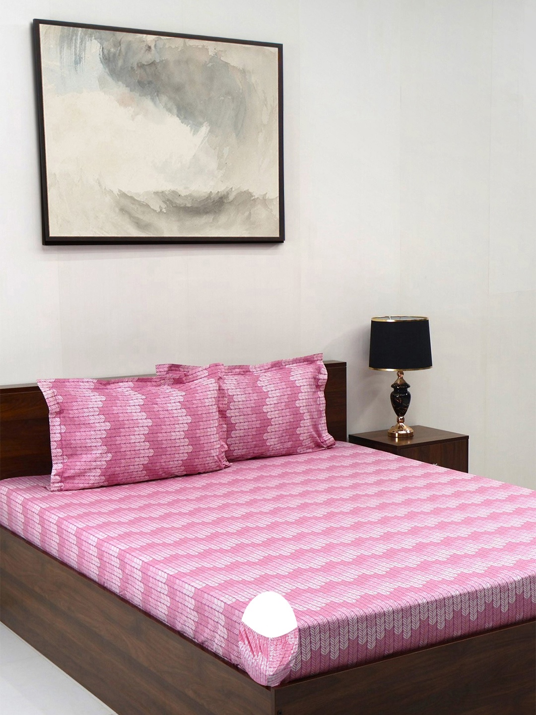 

BOMBAY DYEING Allure Pink Floral Cotton 144 TC Double Bedsheet Set-1.52mX1.98mX 30 cm