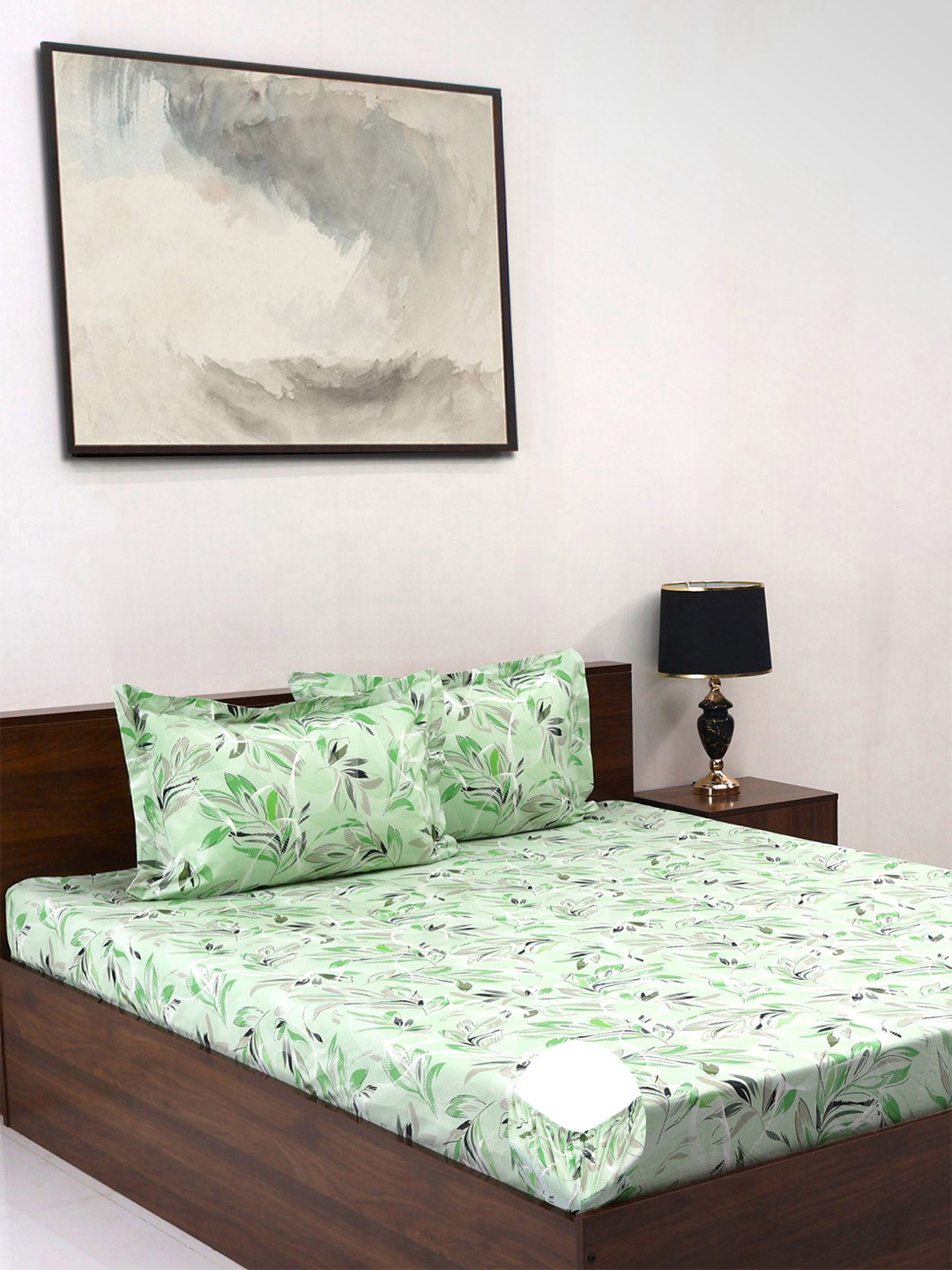 

BOMBAY DYEING Green Floral Cotton 140TC Fitted Double Bedsheet Set-1.52 m X1.98m X 30cm