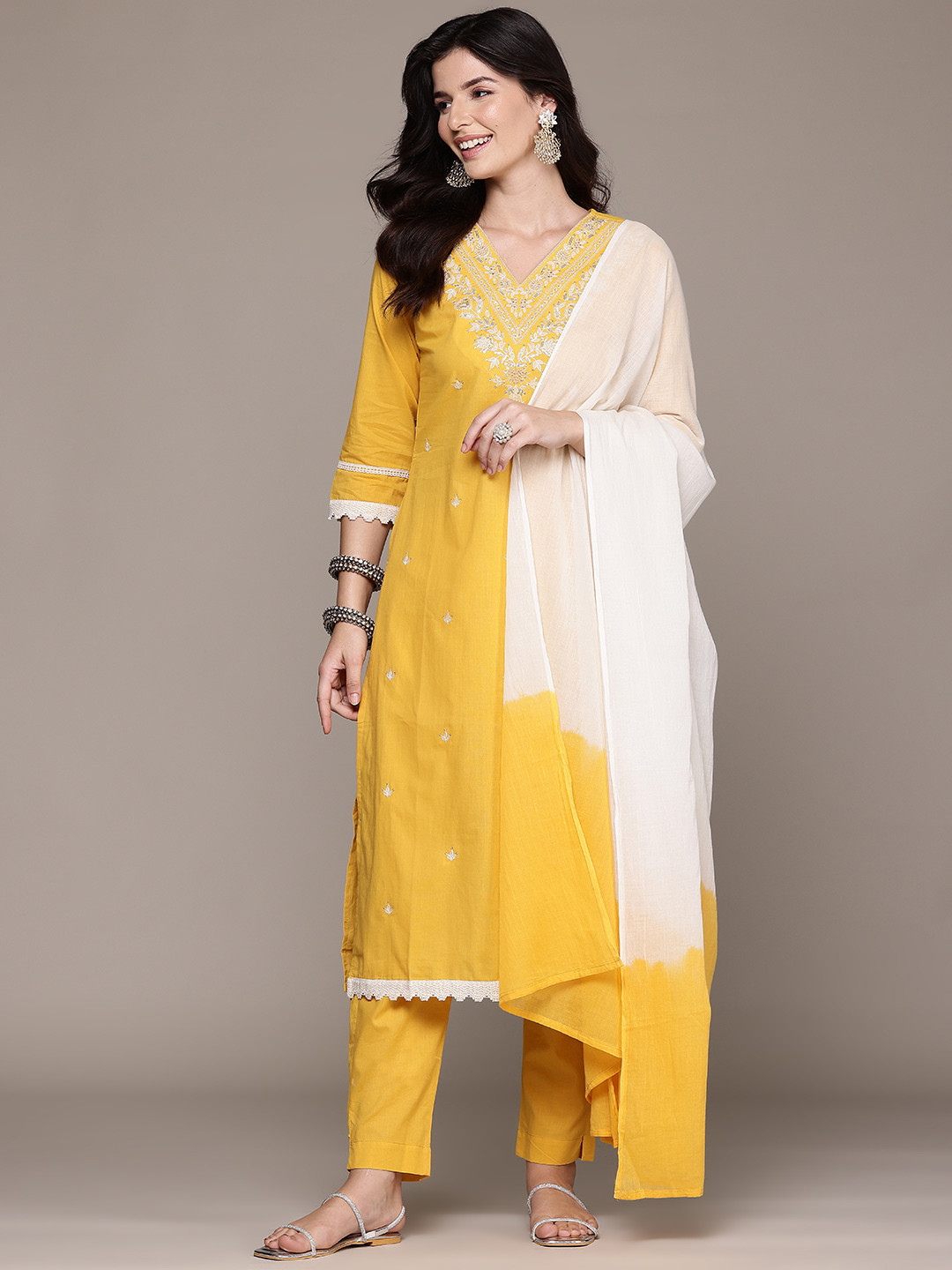 

Readiprint Floral Embroidered Thread Work Pure Cotton Kurta Set & Dupatta, Yellow