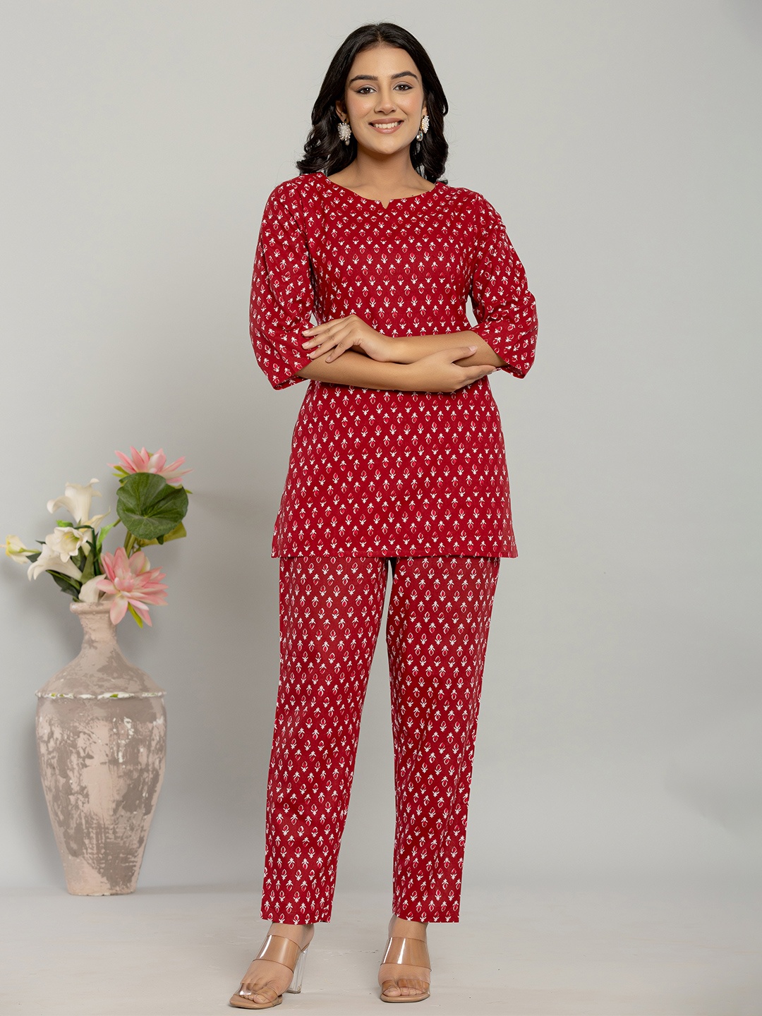 

Serenita Women Printed Pure Cotton Night Suit, Red