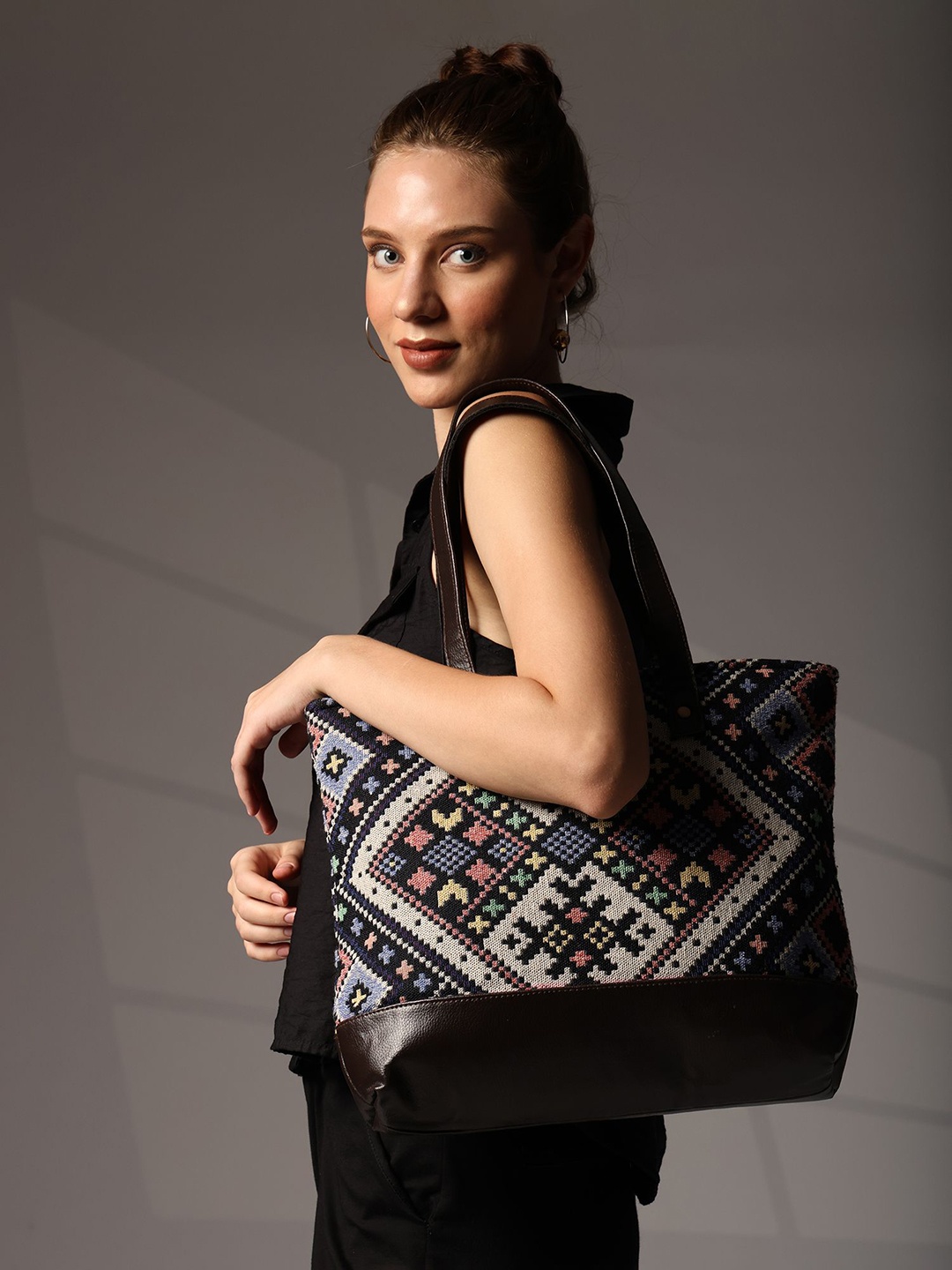 

ENSAC Women Geometric Printed Structured Cotton Tote Bag, Brown