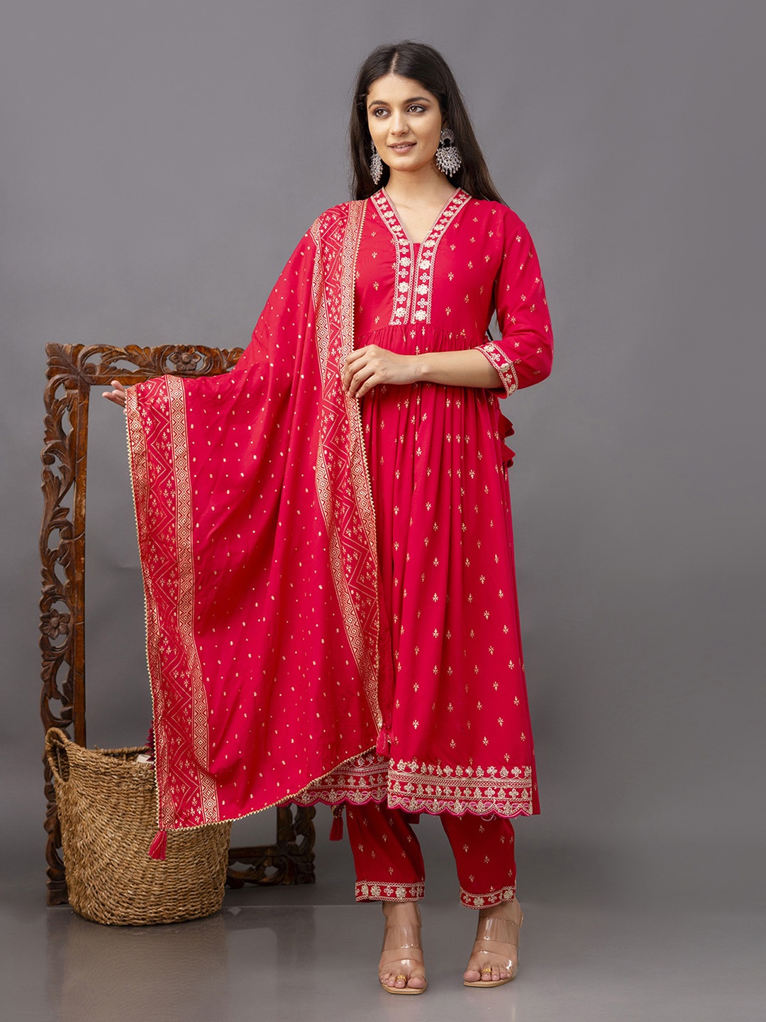 

NISHABD Ethnic Motifs Woven Design V-Neck Anarkali Kurta with Trousers & Dupatta, Pink