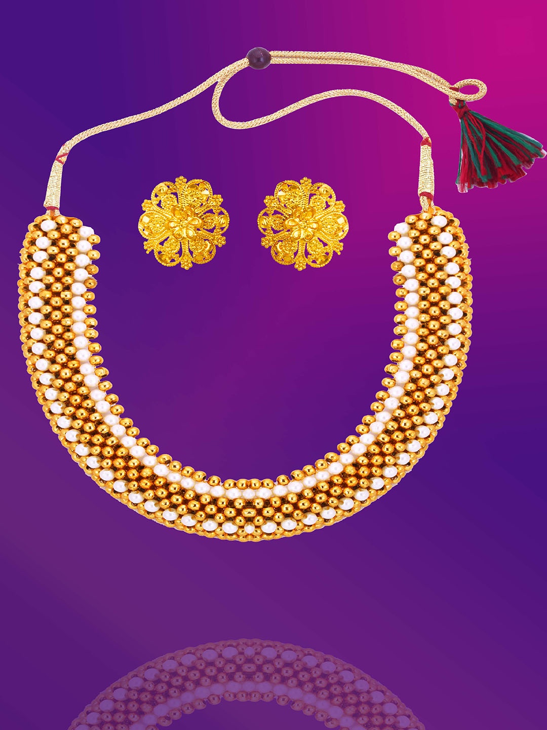 

Lila Gold-Plated Necklace and Earrings