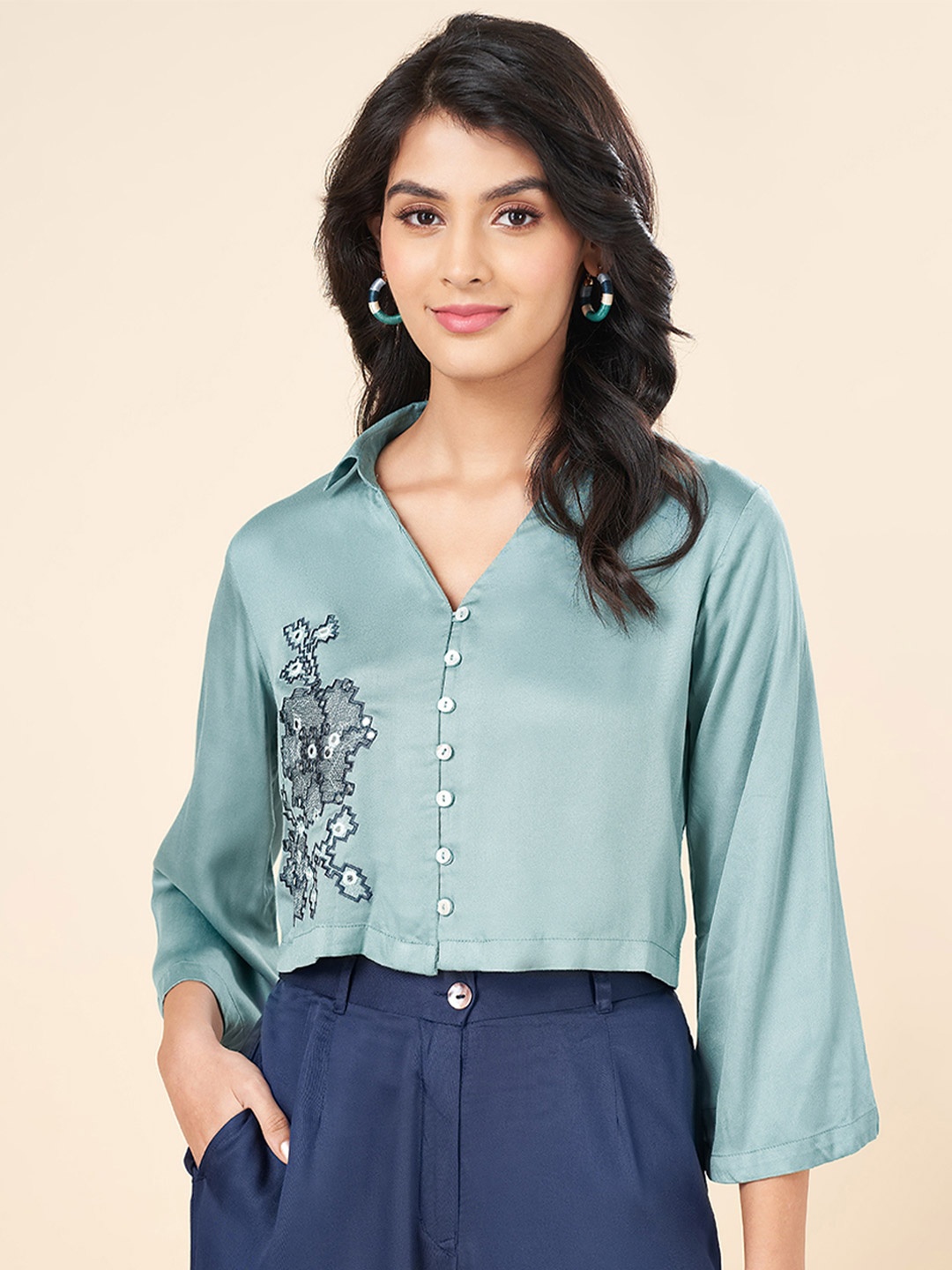 

AKKRITI BY PANTALOONS Women Floral Embroidered Top, Blue