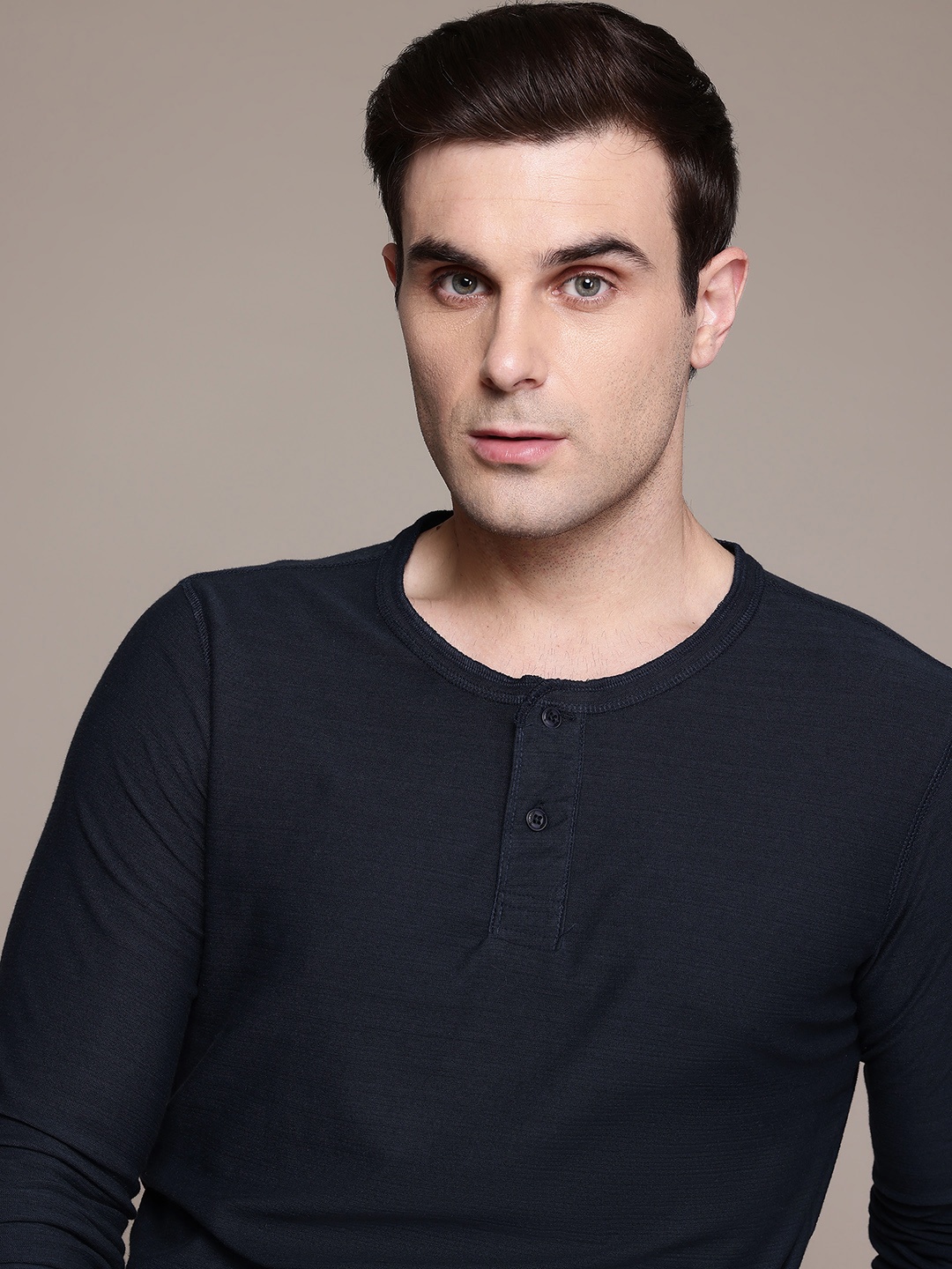 

The Roadster Lifestyle Co. Henley Neck T-shirt, Navy blue