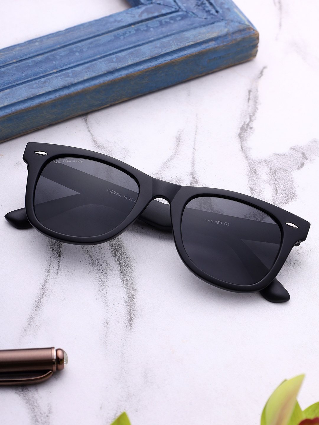 

ROYAL SON Unisex Wayfarer Sunglasses with Polarised and UV Protected Lens- SG-RS3030-C1, Black